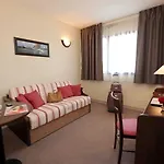 Appart'city Classic Centre 3* نيم