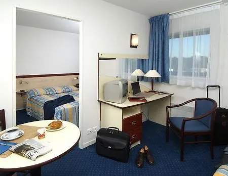 Aparthotel Appart'city Classic Centre Nimes
