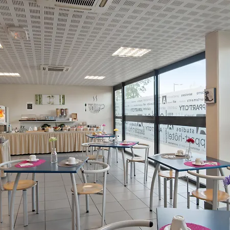 Appart hôtel Appart'city Nîmes