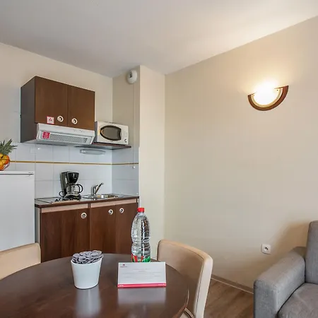Appart'city 3* Nîmes
