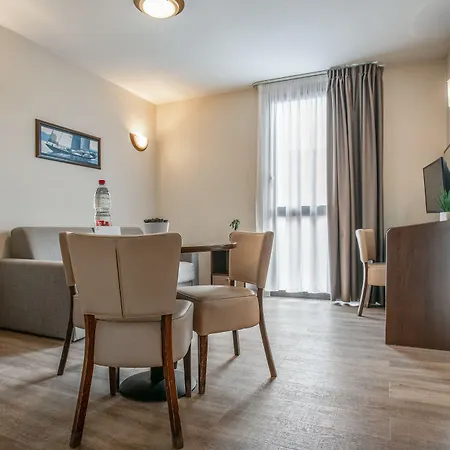 Appart'city Appart hôtel Nîmes