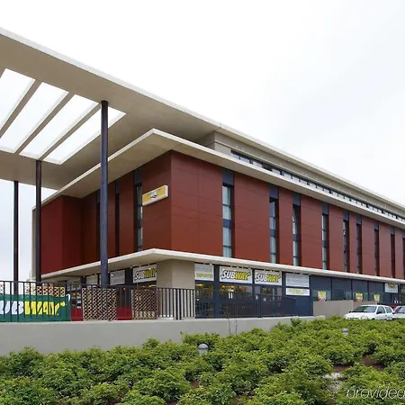 Appart'city Classic 3* Nîmes